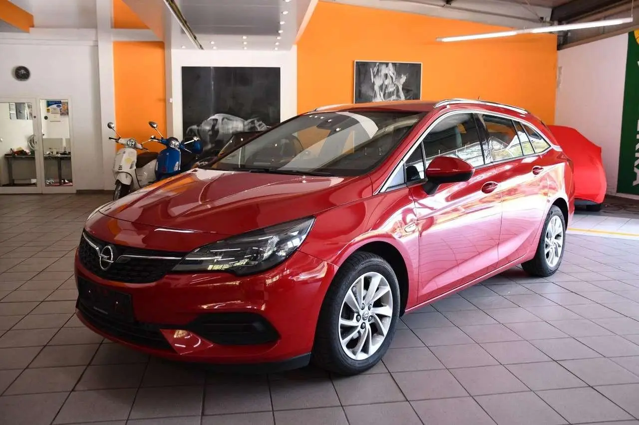 Photo 1 : Opel Astra 2020 Petrol