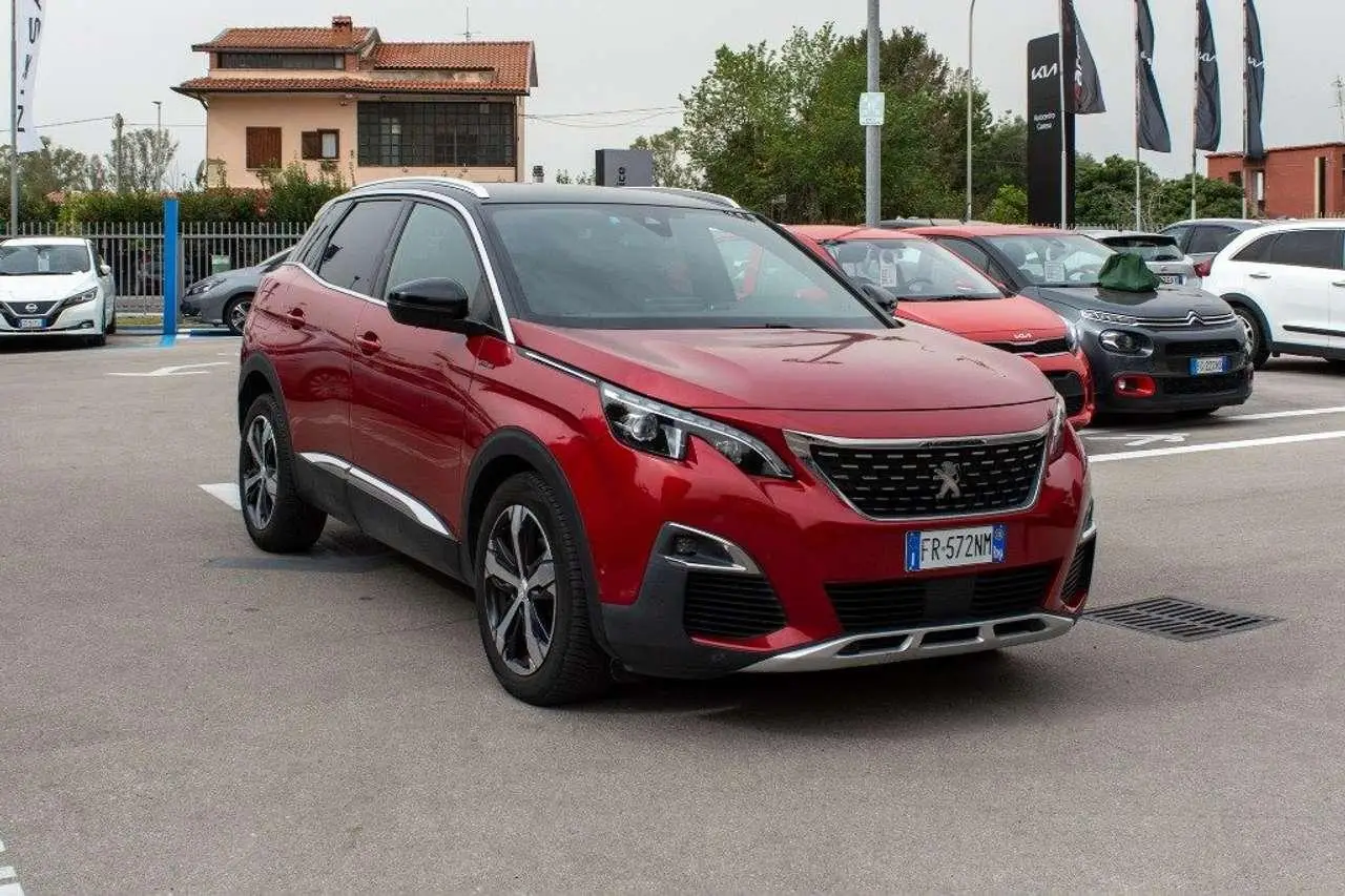 Photo 1 : Peugeot 3008 2018 Diesel