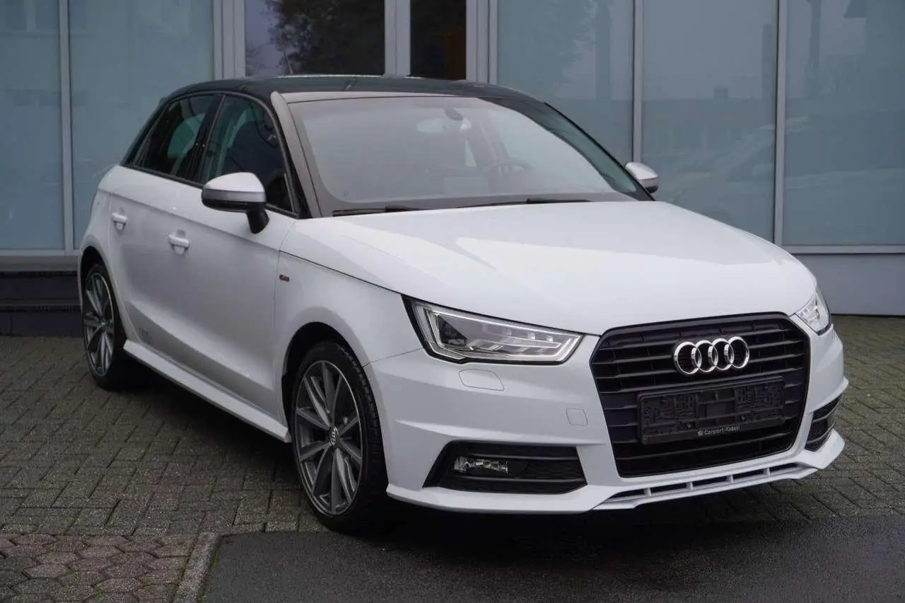 Photo 1 : Audi A1 2018 Essence