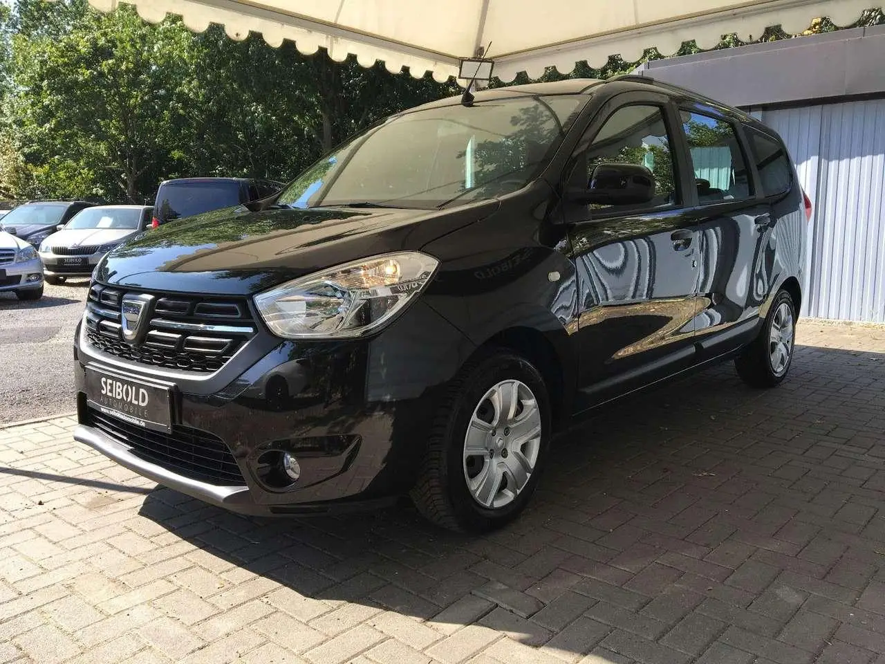 Photo 1 : Dacia Lodgy 2020 Essence