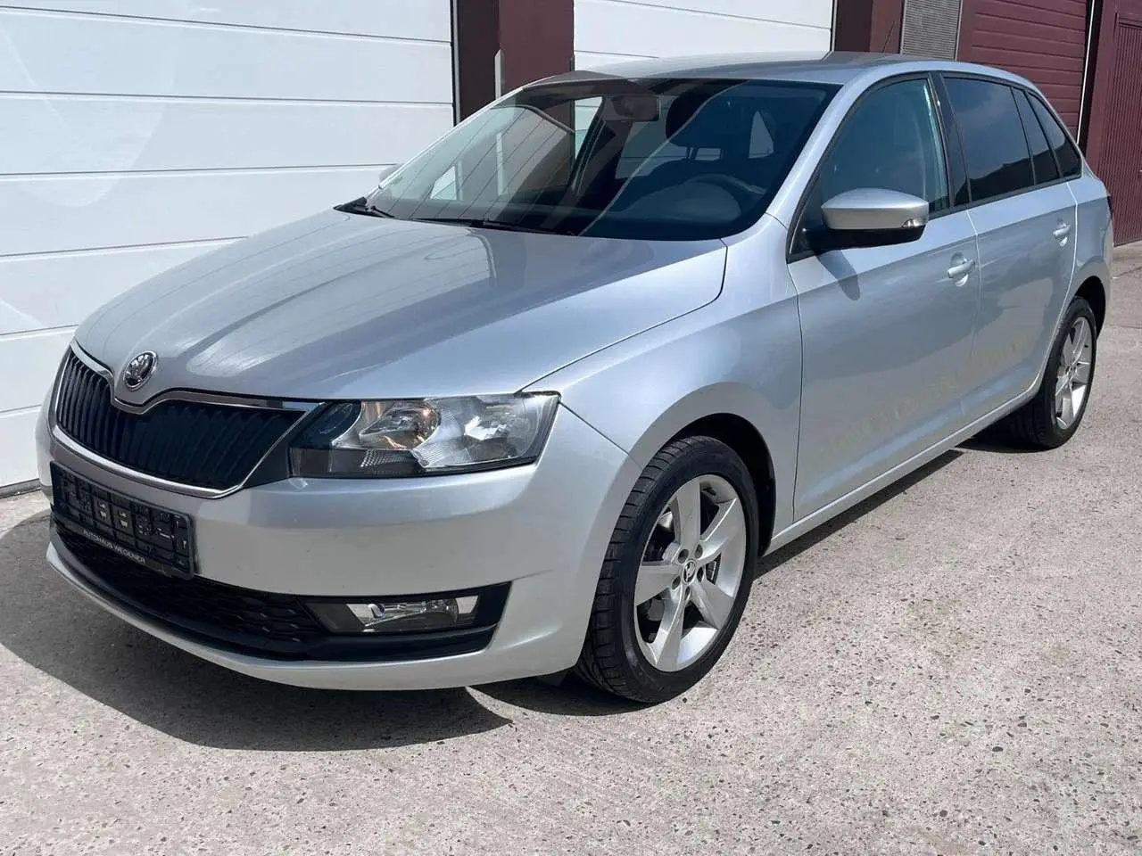 Photo 1 : Skoda Rapid 2018 Petrol