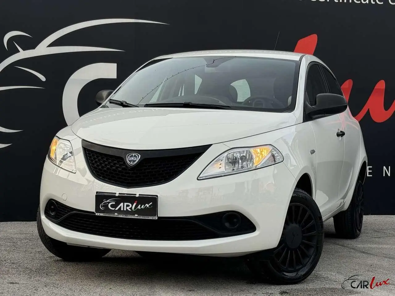 Photo 1 : Lancia Ypsilon 2019 Autres