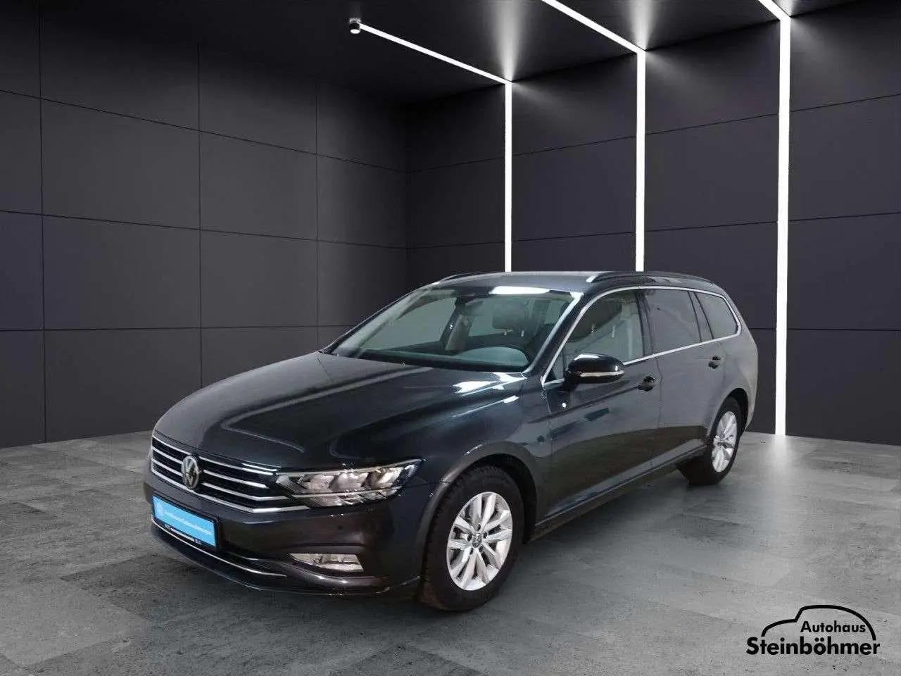 Photo 1 : Volkswagen Passat 2024 Petrol