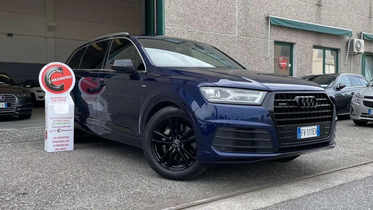 Photo 1 : Audi Q7 2019 Hybride