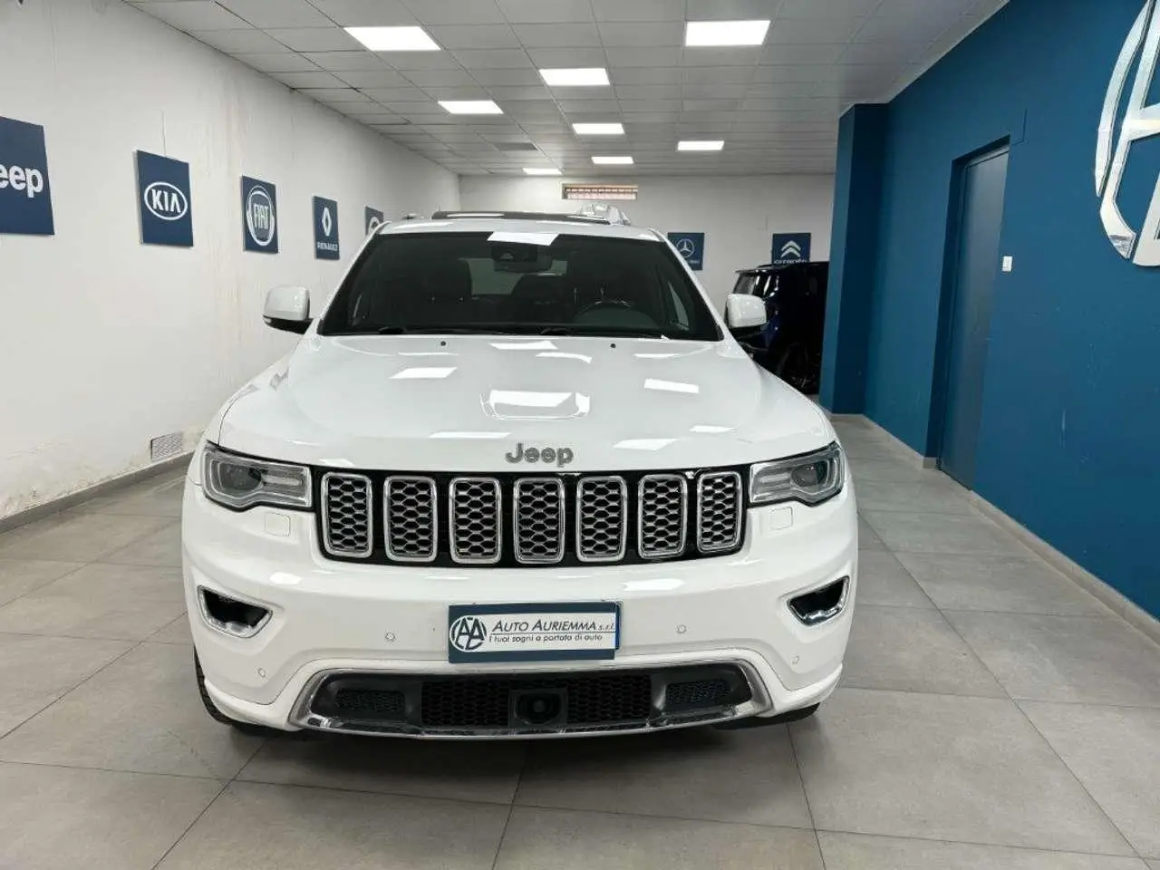 Photo 1 : Jeep Grand Cherokee 2019 Diesel