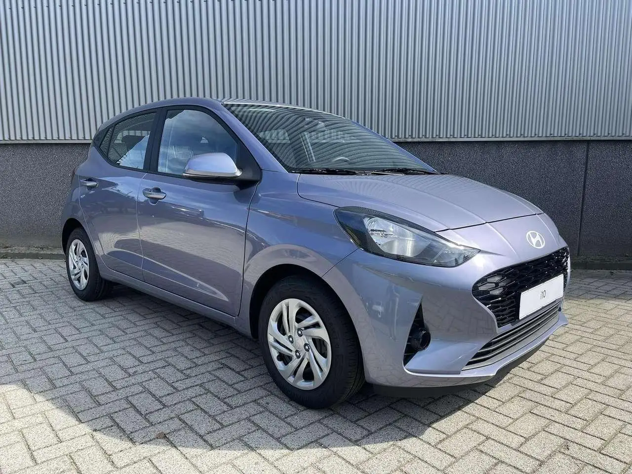 Photo 1 : Hyundai I10 2024 Petrol