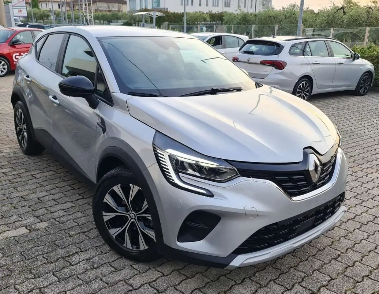 Photo 1 : Renault Captur 2022 GPL