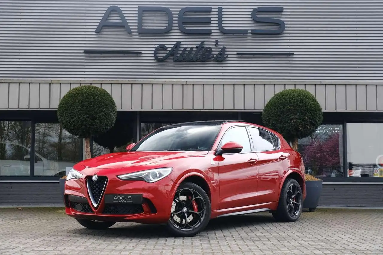 Photo 1 : Alfa Romeo Stelvio 2018 Petrol