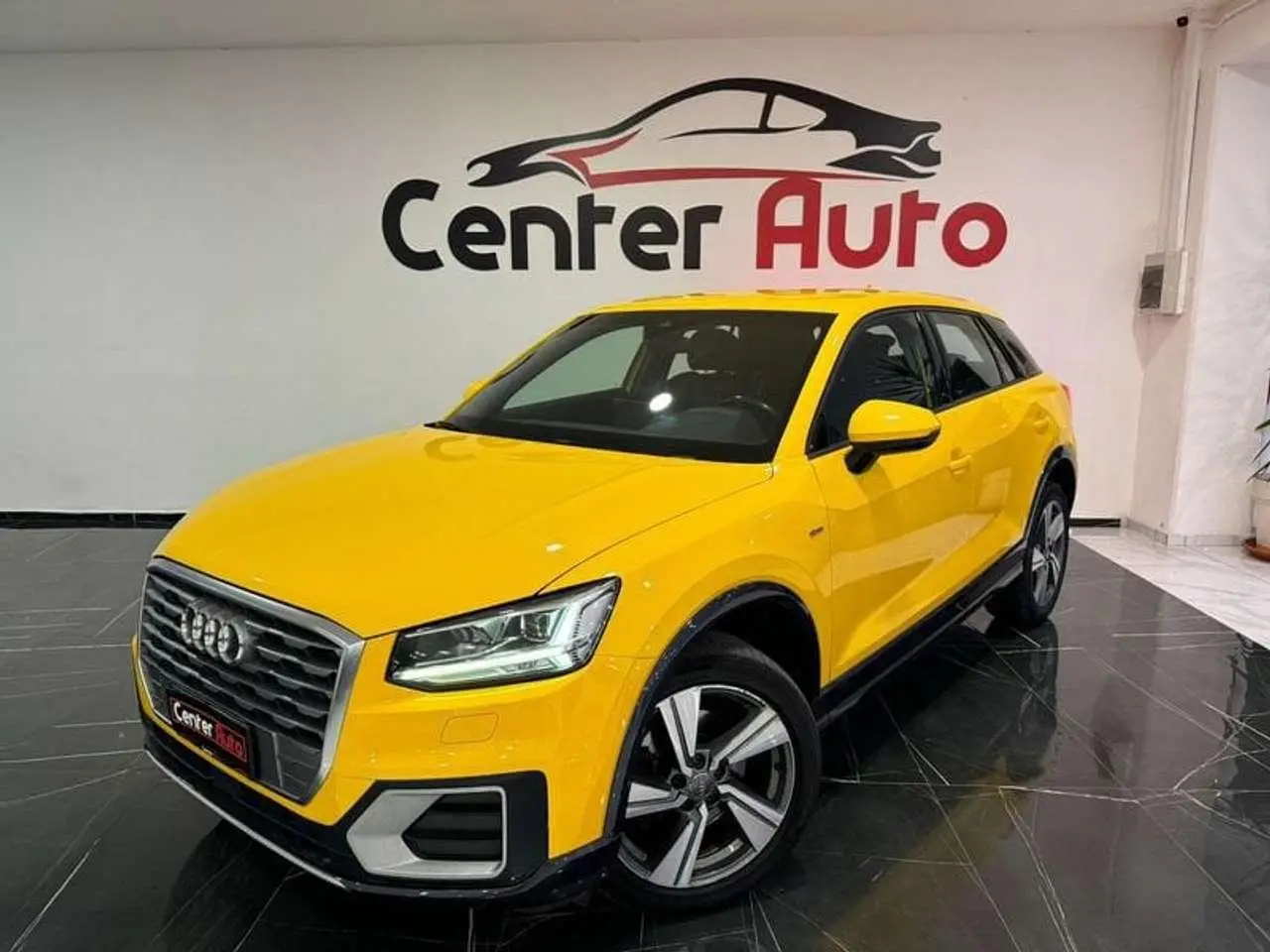 Photo 1 : Audi Q2 2017 Diesel