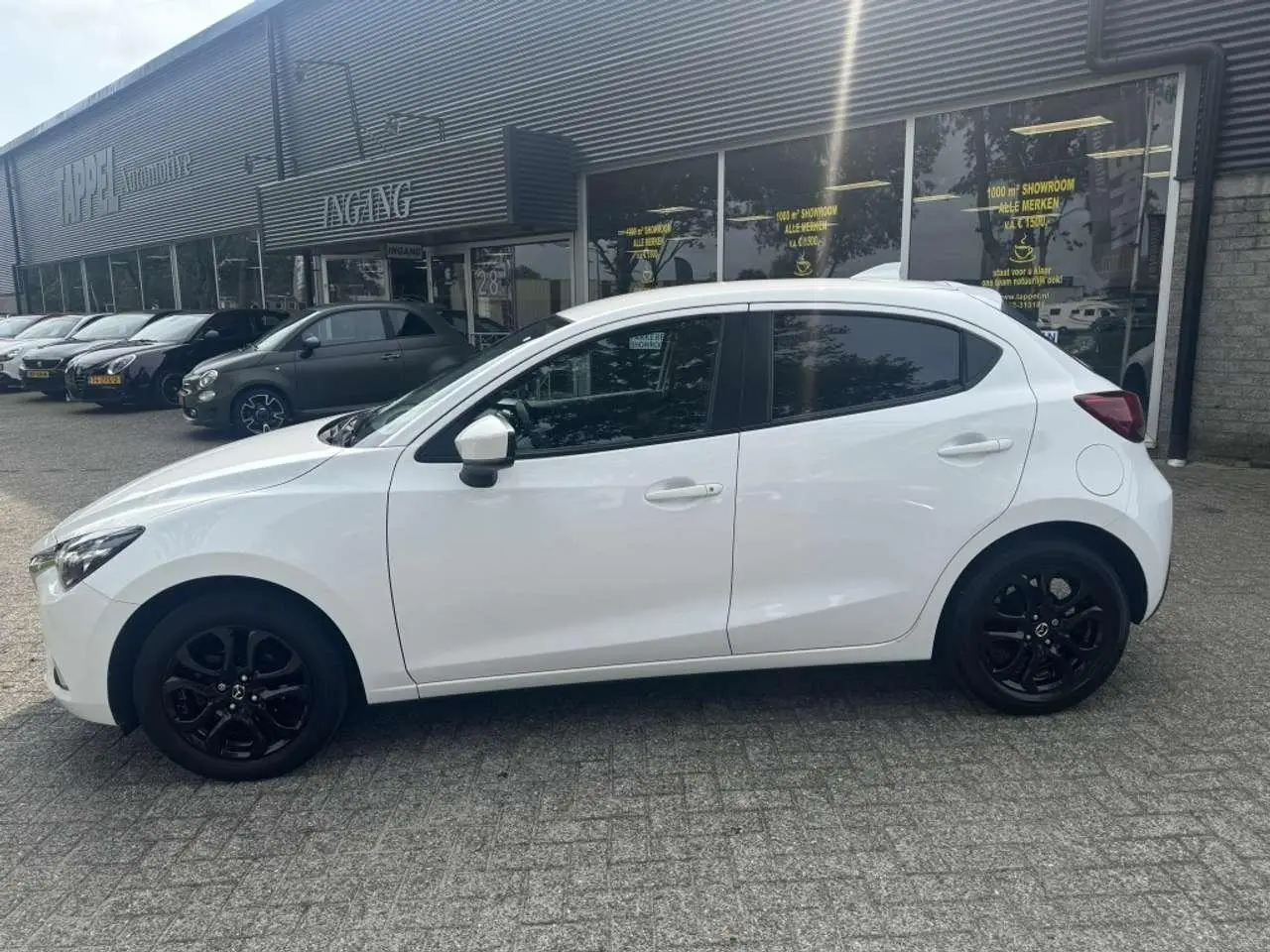 Photo 1 : Mazda 2 2019 Essence