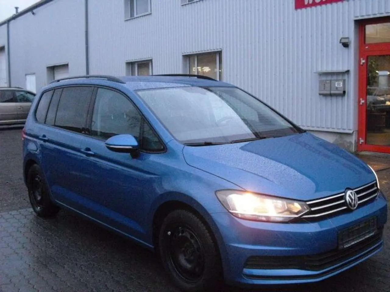 Photo 1 : Volkswagen Touran 2016 Petrol