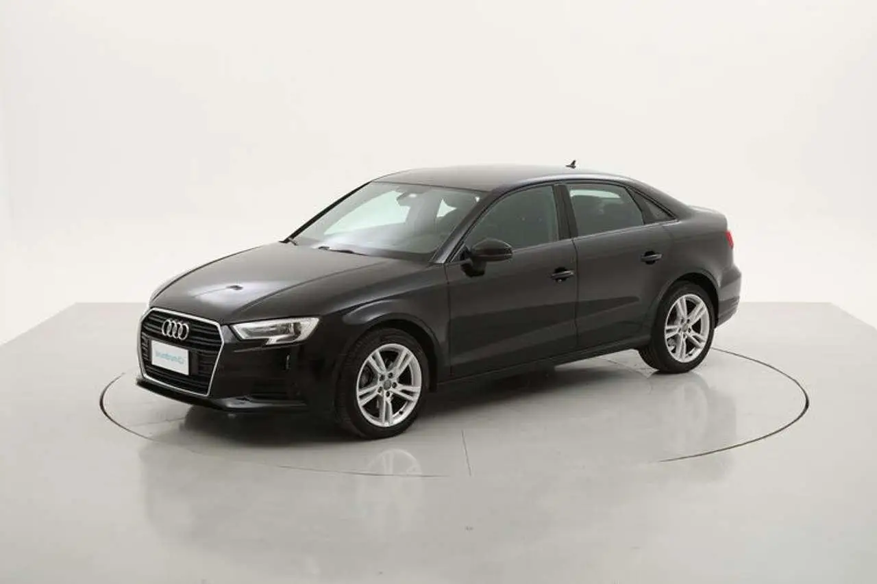 Photo 1 : Audi A3 2019 Diesel