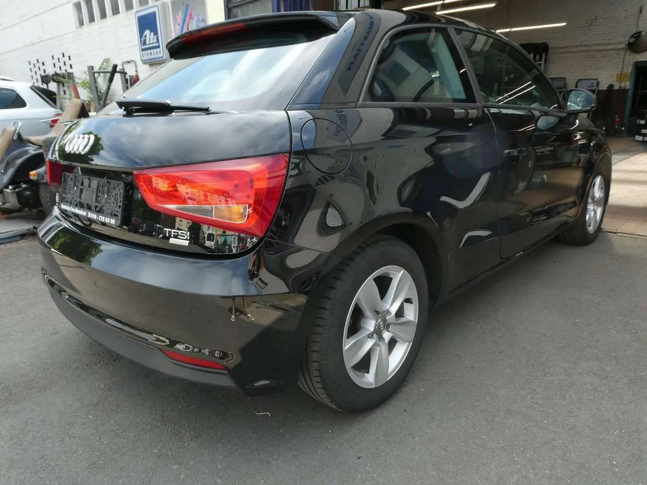 Photo 1 : Audi A1 2015 Petrol