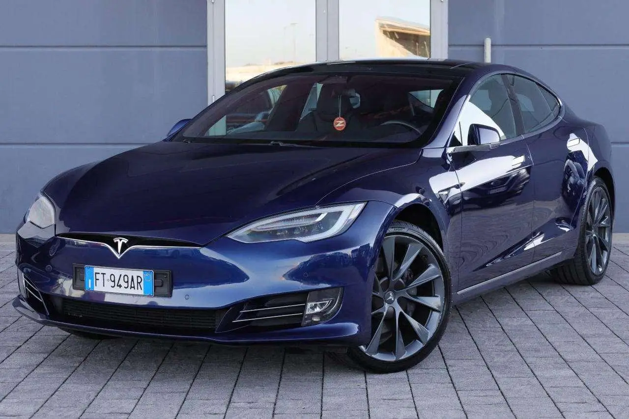 Photo 1 : Tesla Model S 2018 Electric