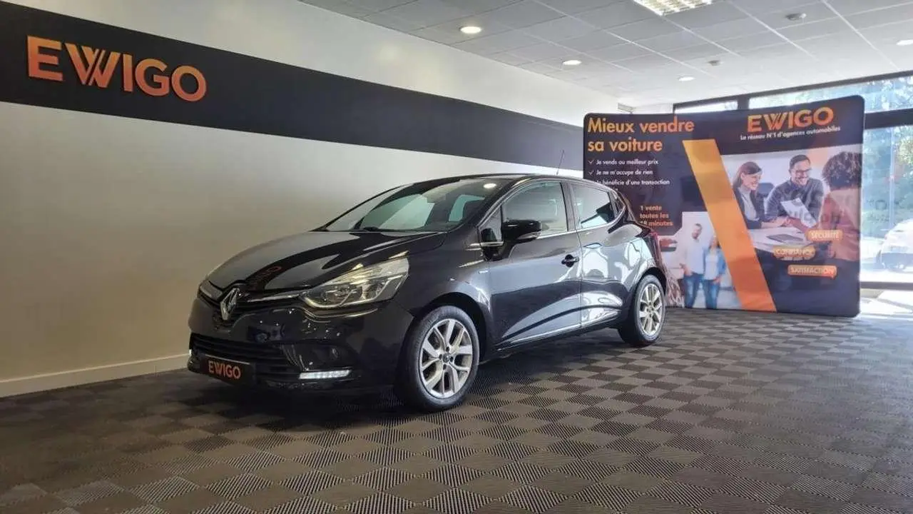 Photo 1 : Renault Clio 2020 Petrol