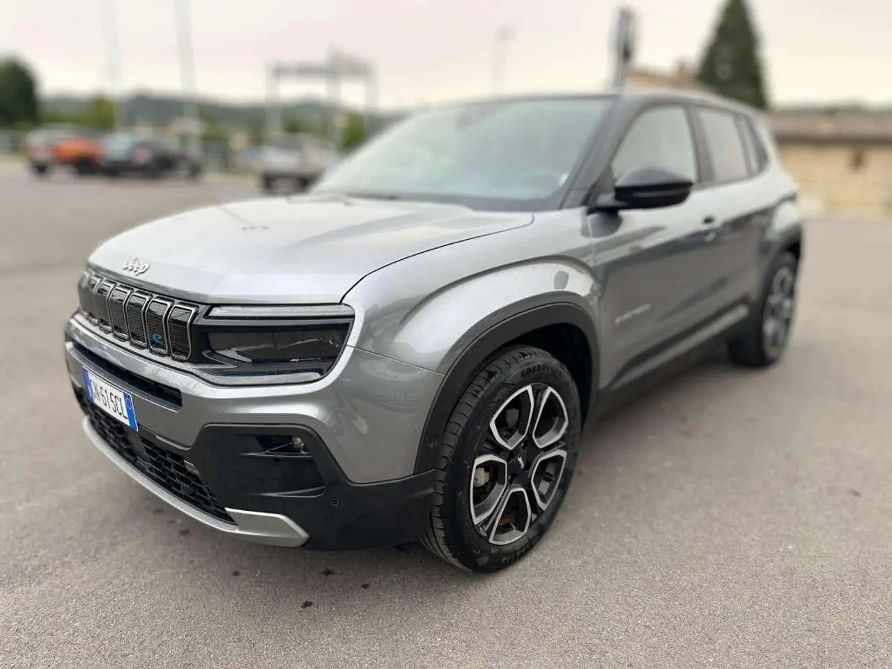 Photo 1 : Jeep Avenger 2023 Électrique