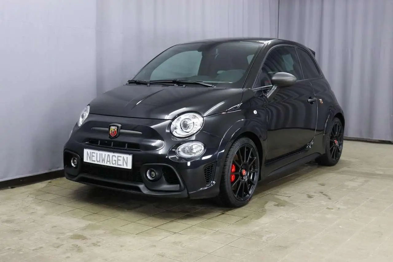 Photo 1 : Abarth 695 2023 Petrol