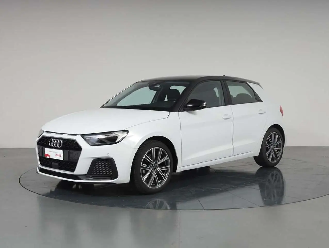 Photo 1 : Audi A1 2023 Essence