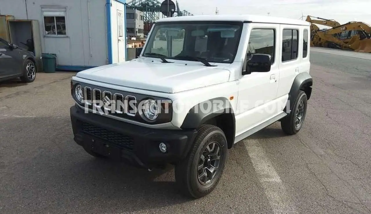 Photo 1 : Suzuki Jimny 2024 Essence