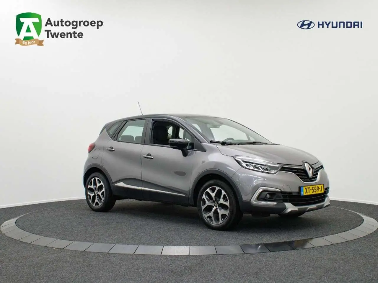 Photo 1 : Renault Captur 2018 Petrol