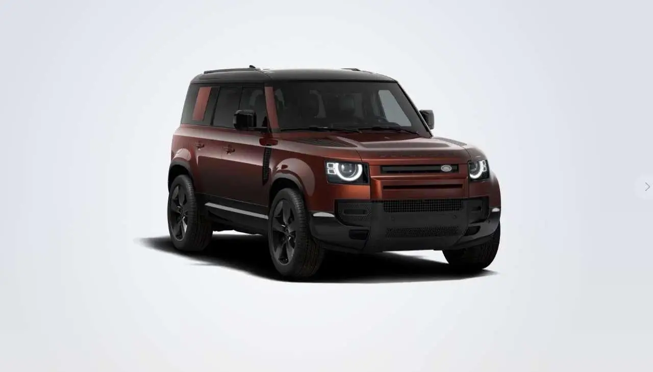 Photo 1 : Land Rover Defender 2024 Hybrid