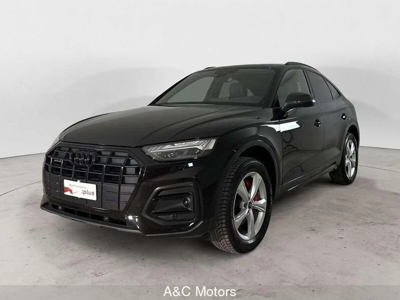 Photo 1 : Audi Q5 2024 Diesel