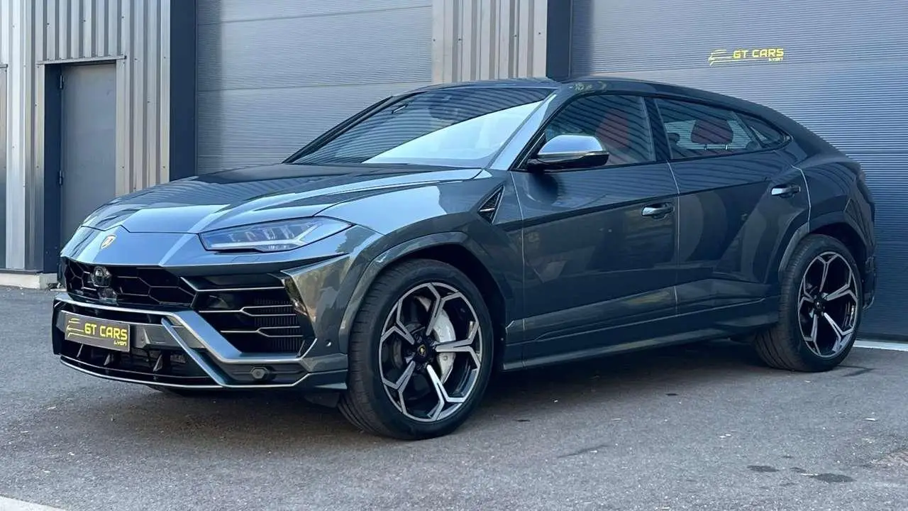 Photo 1 : Lamborghini Urus 2019 Essence