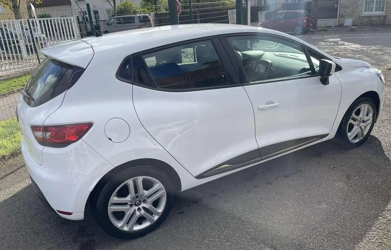 Photo 1 : Renault Clio 2018 Petrol