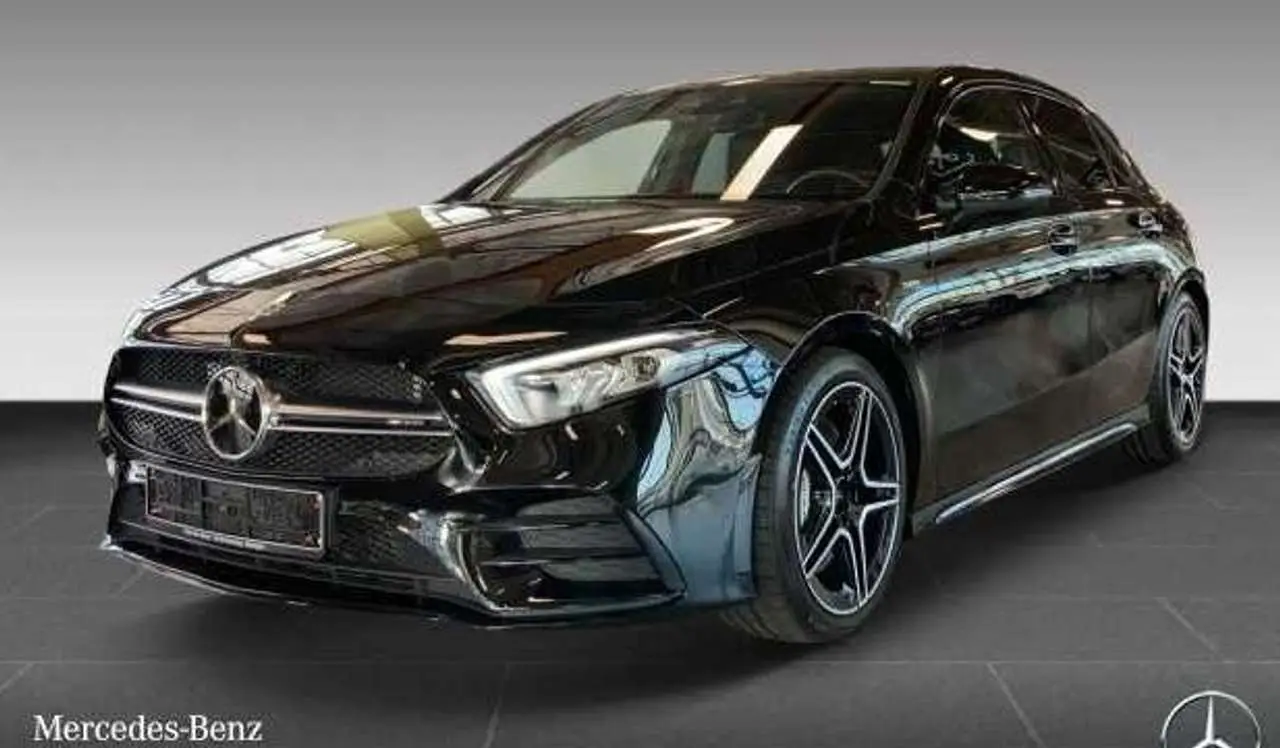 Photo 1 : Mercedes-benz Classe A 2022 Petrol