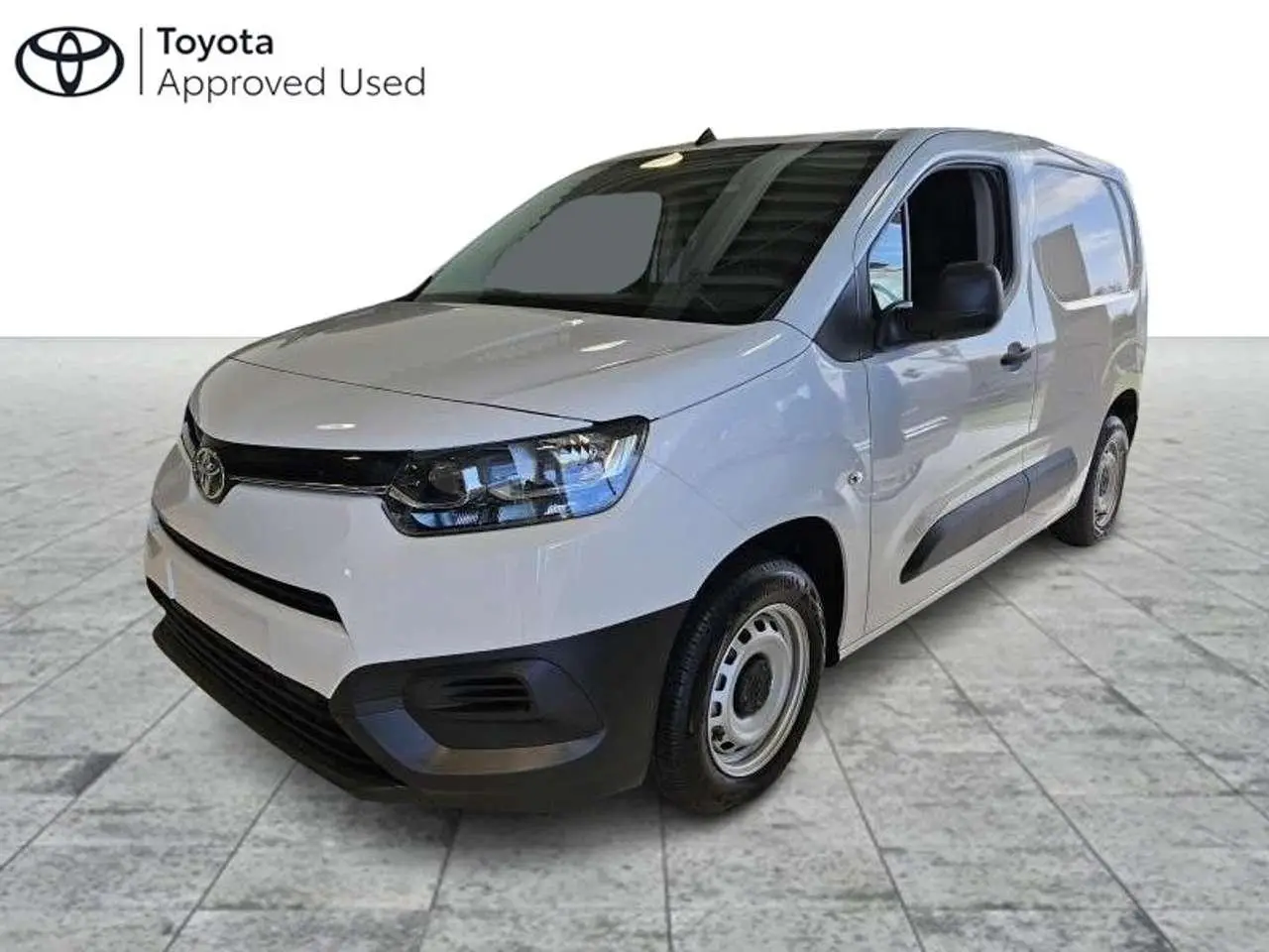 Photo 1 : Toyota Proace 2024 Essence