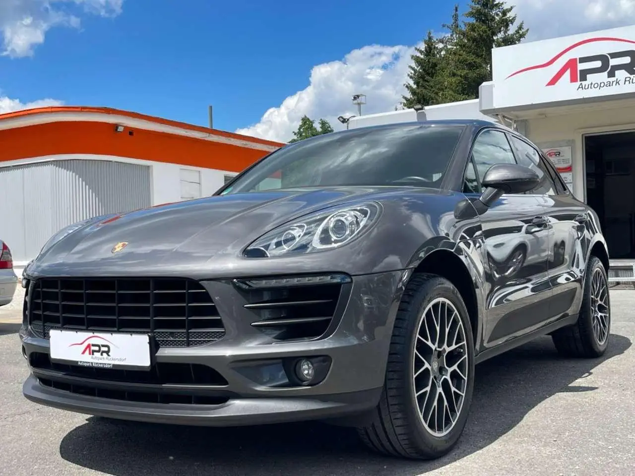 Photo 1 : Porsche Macan 2018 Essence