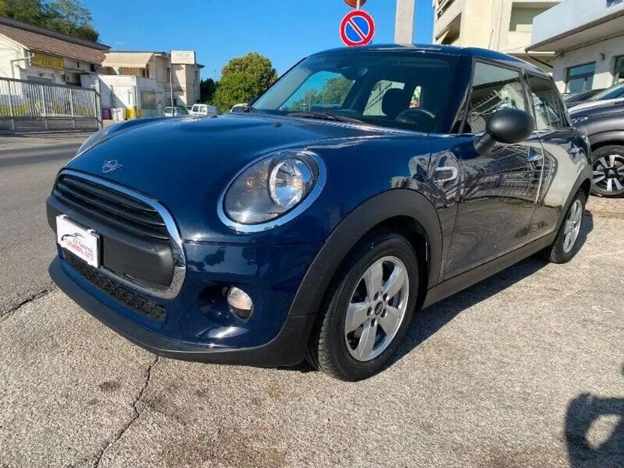 Photo 1 : Mini One 2018 Diesel