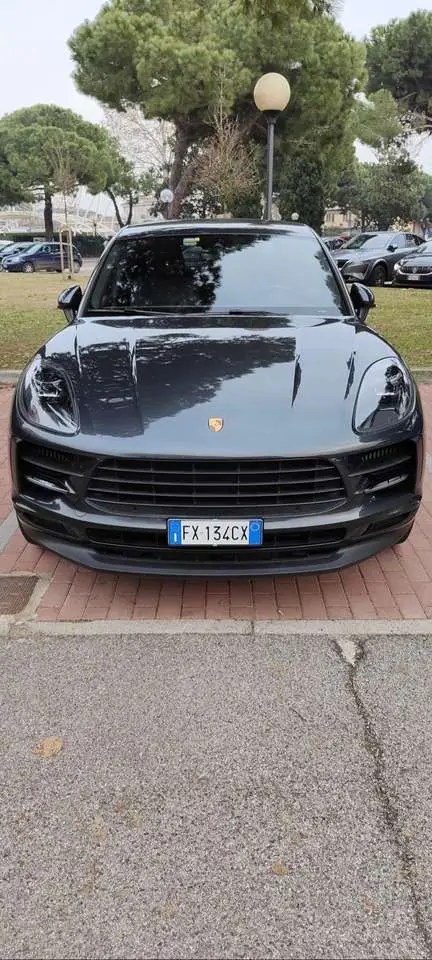 Photo 1 : Porsche Macan 2019 Petrol