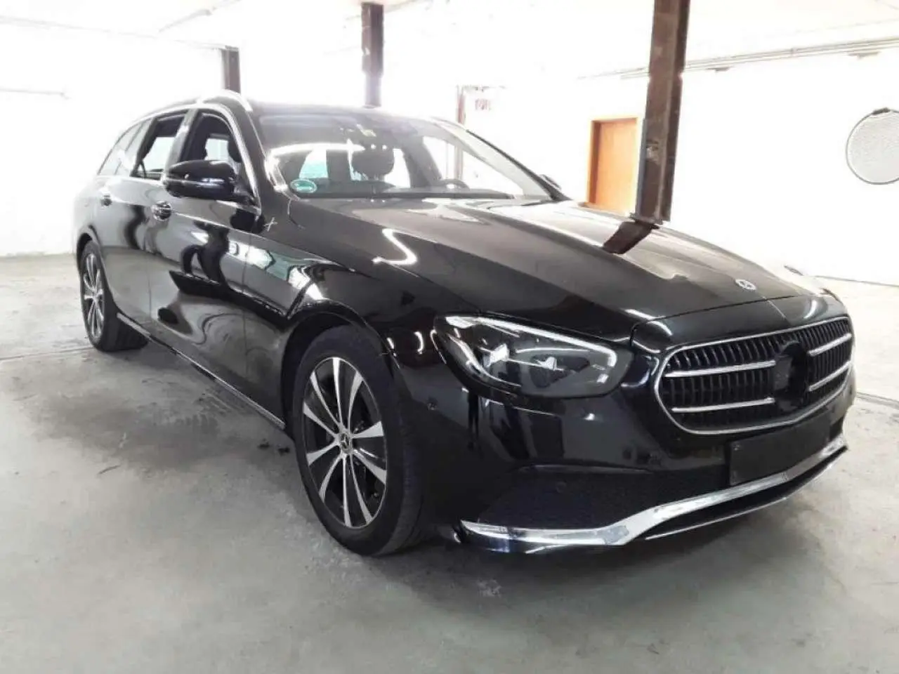 Photo 1 : Mercedes-benz Classe E 2021 Hybrid