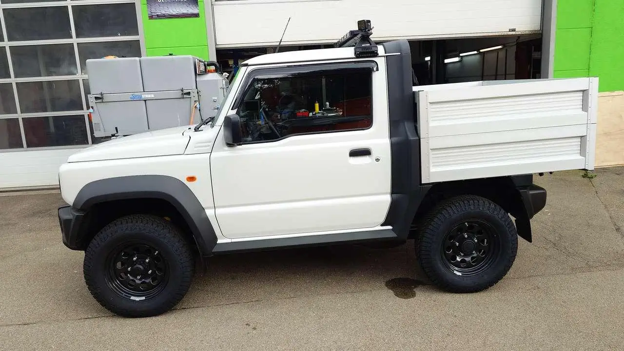 Photo 1 : Suzuki Jimny 2024 Petrol