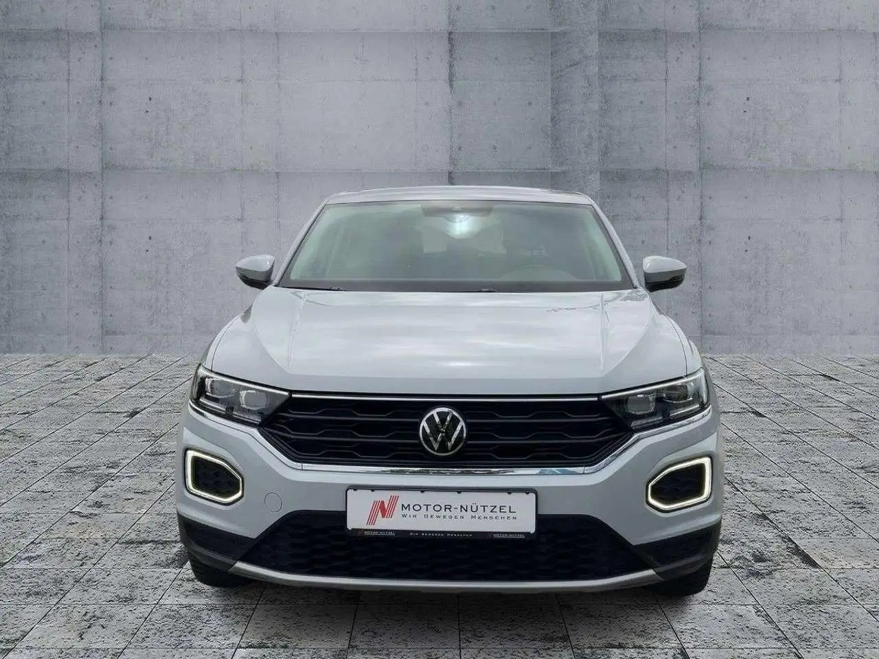 Photo 1 : Volkswagen T-roc 2021 Essence