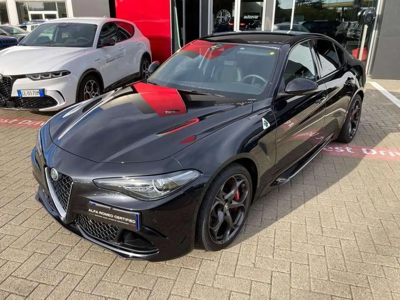 Photo 1 : Alfa Romeo Giulia 2018 Petrol