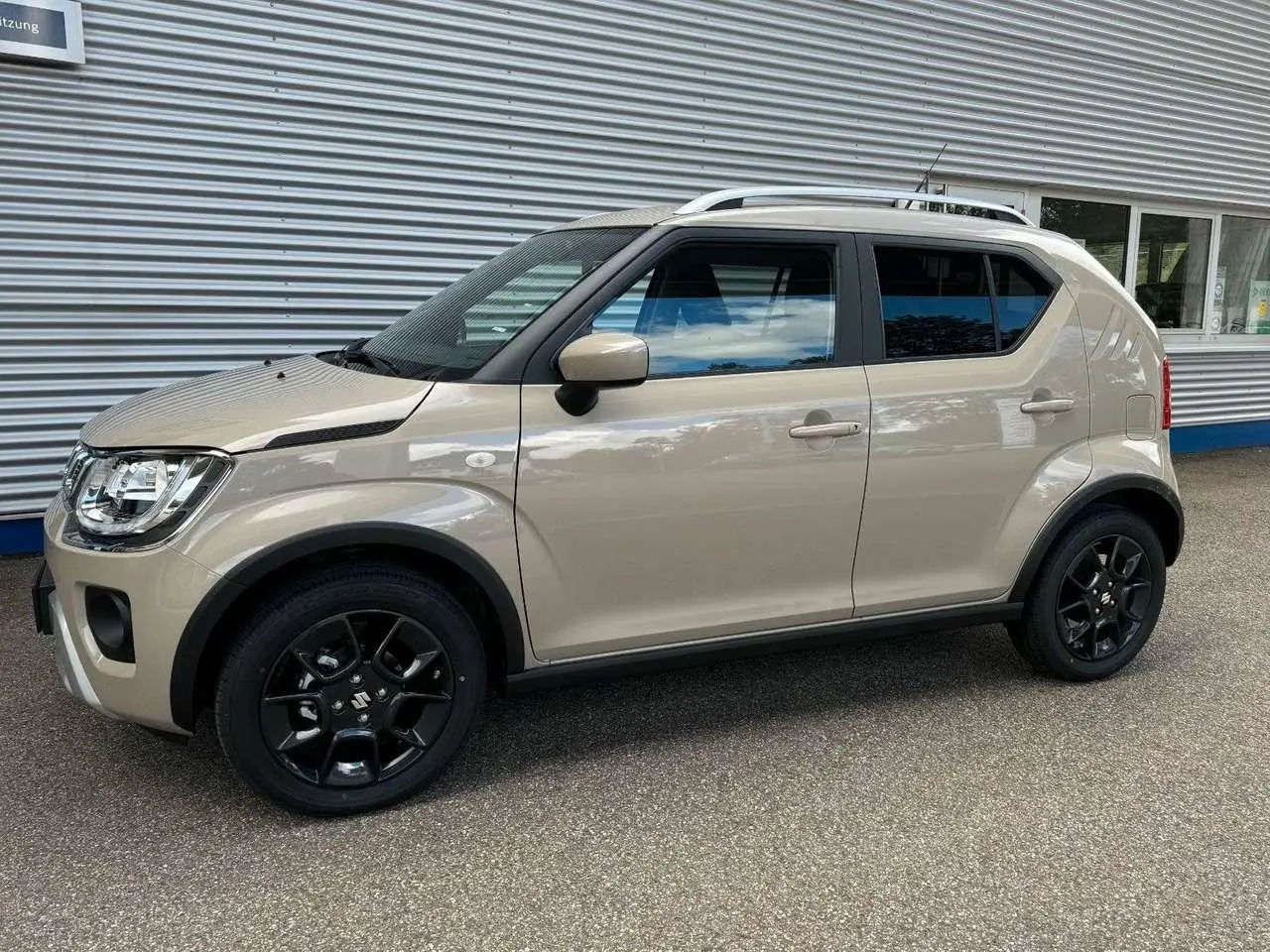 Photo 1 : Suzuki Ignis 2024 Petrol