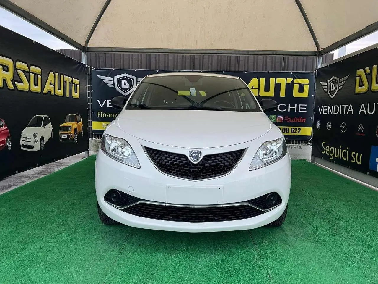 Photo 1 : Lancia Ypsilon 2016 Autres