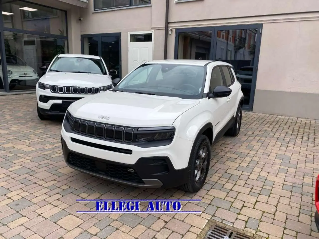 Photo 1 : Jeep Avenger 2024 Petrol