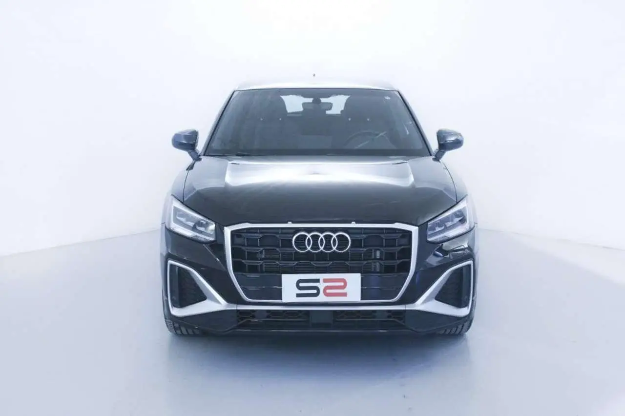 Photo 1 : Audi Q2 2022 Petrol