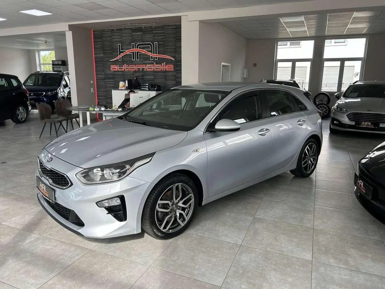 Photo 1 : Kia Ceed 2019 Petrol