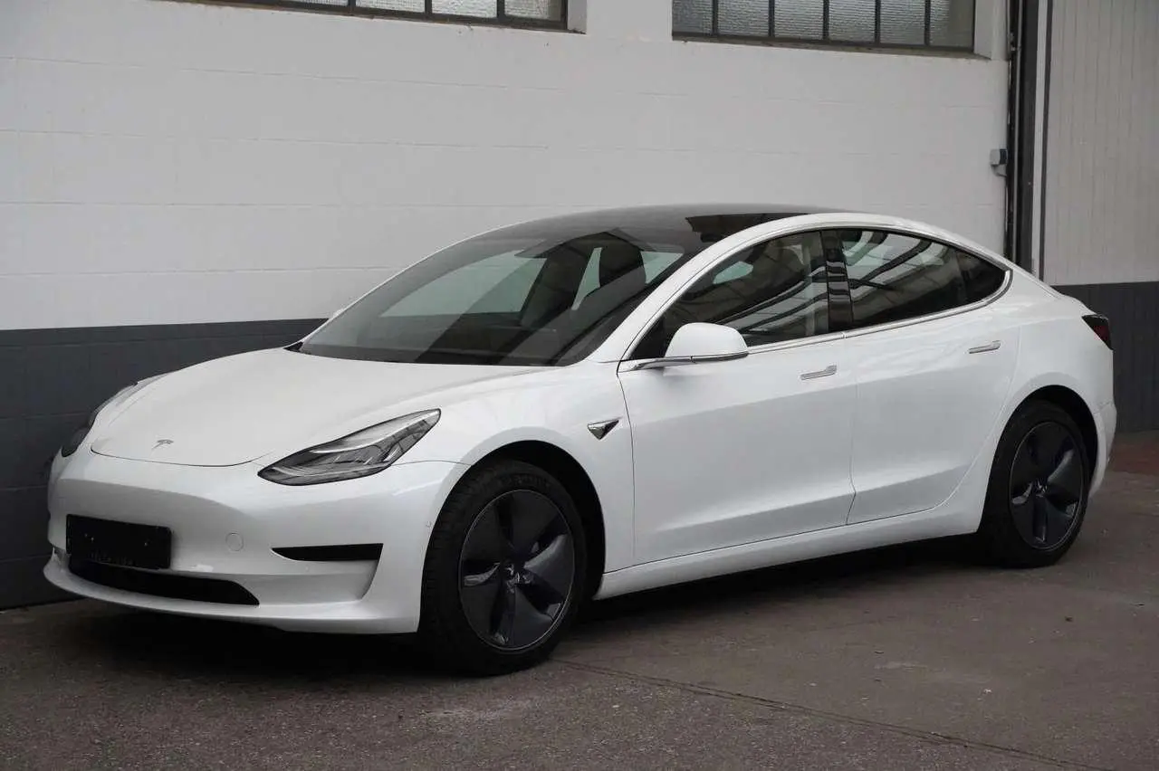 Photo 1 : Tesla Model 3 2020 Électrique