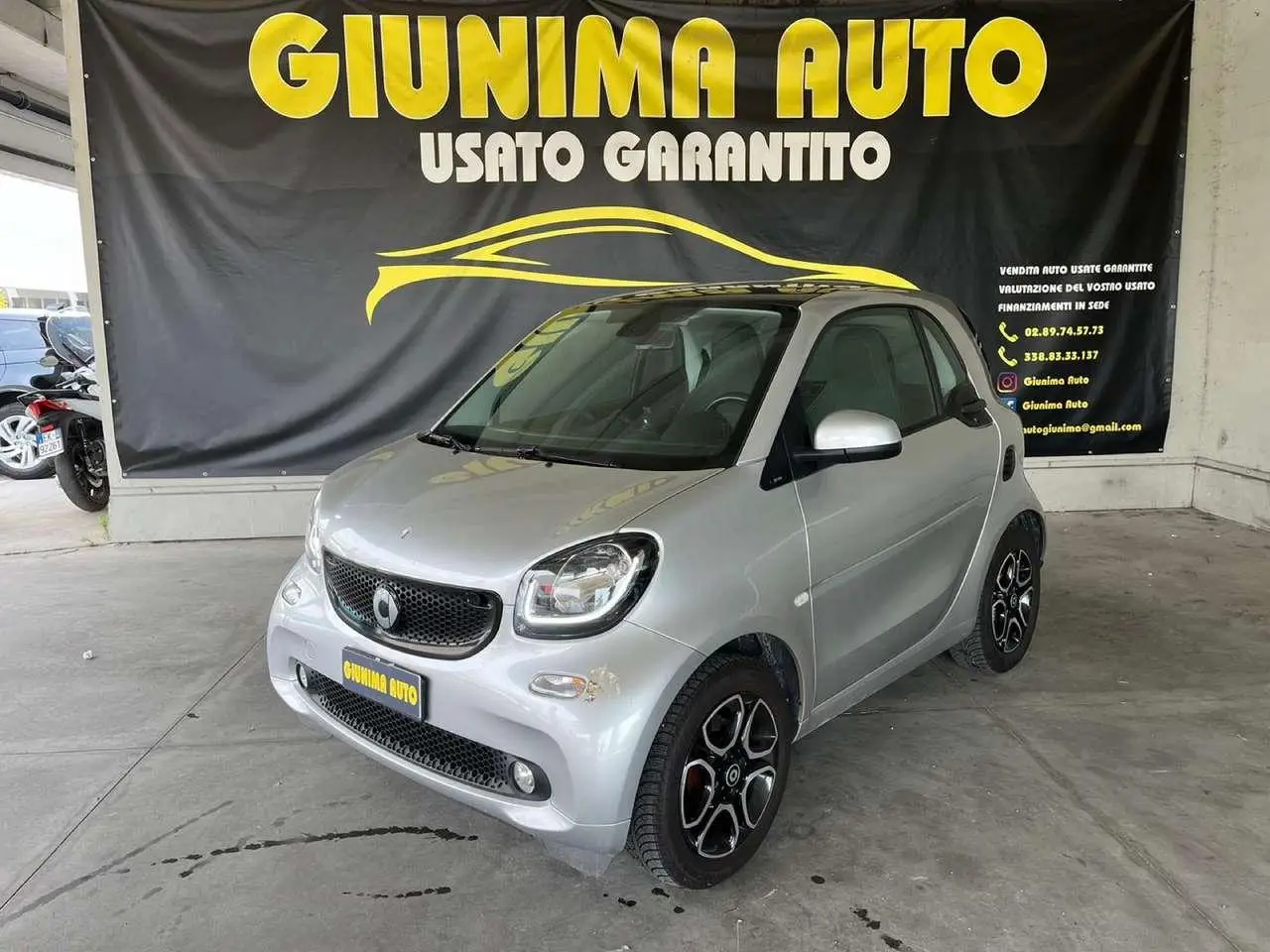 Photo 1 : Smart Fortwo 2017 Petrol