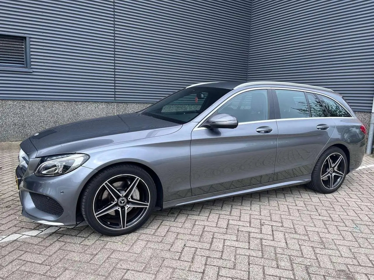 Photo 1 : Mercedes-benz Classe C 2018 Petrol