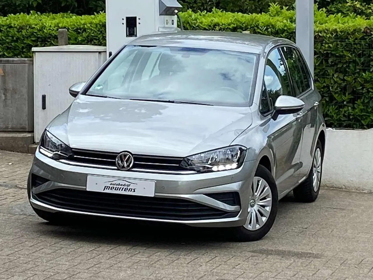 Photo 1 : Volkswagen Golf 2018 Petrol