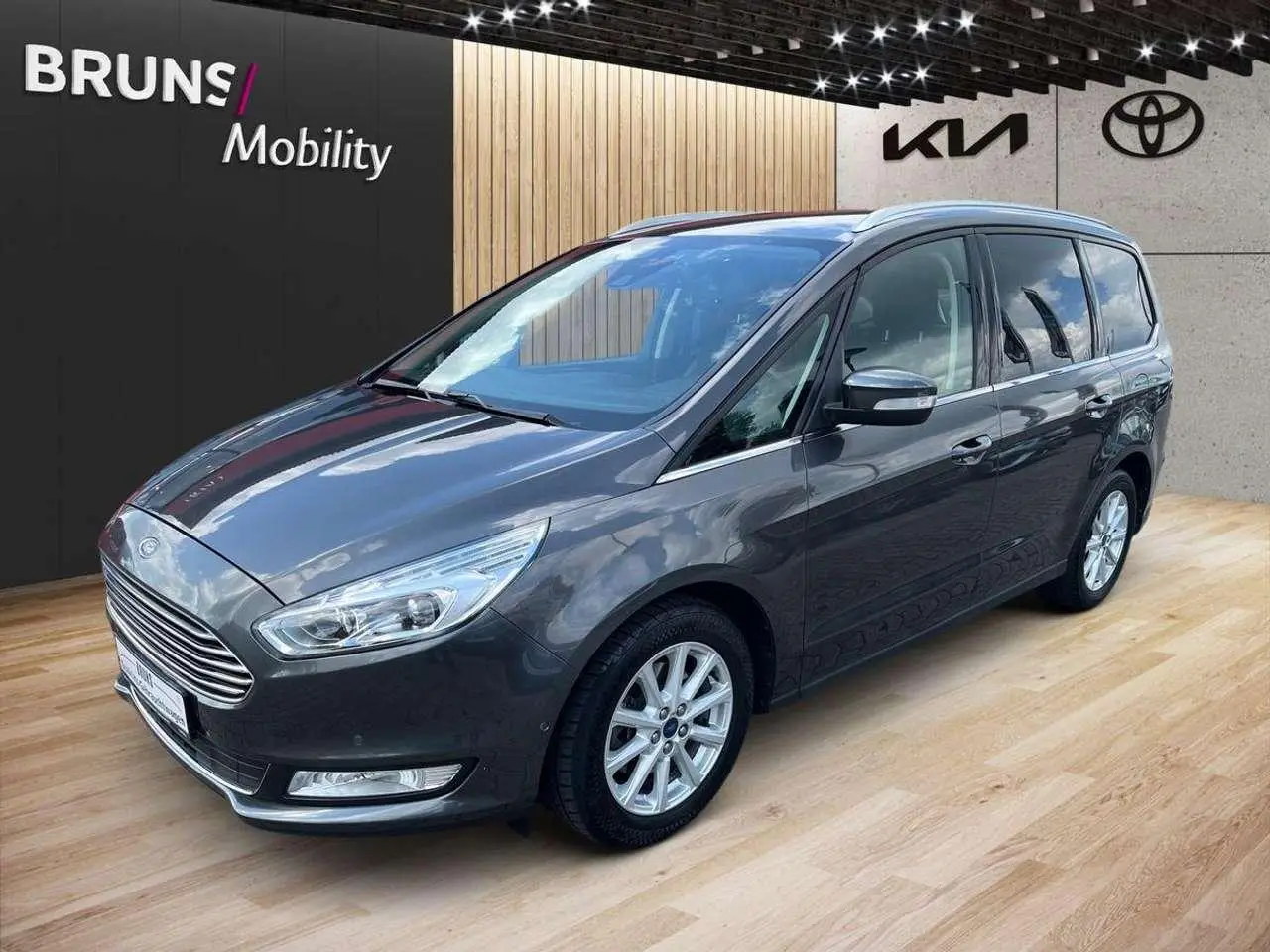 Photo 1 : Ford Galaxy 2018 Essence