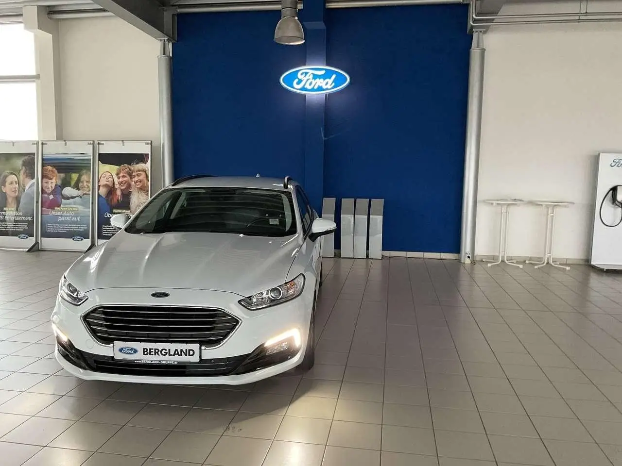 Photo 1 : Ford Mondeo 2021 Hybride