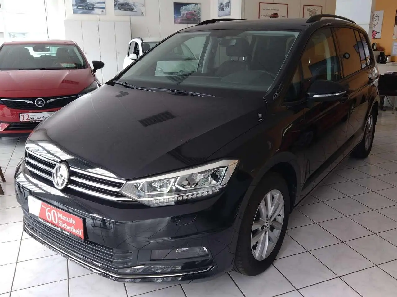 Photo 1 : Volkswagen Touran 2019 Essence