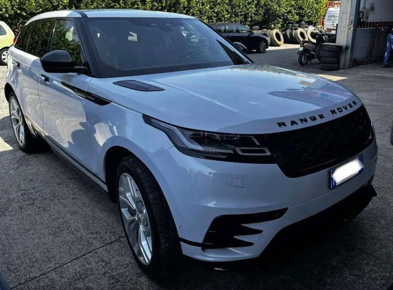 Photo 1 : Land Rover Range Rover Velar 2021 Hybrid